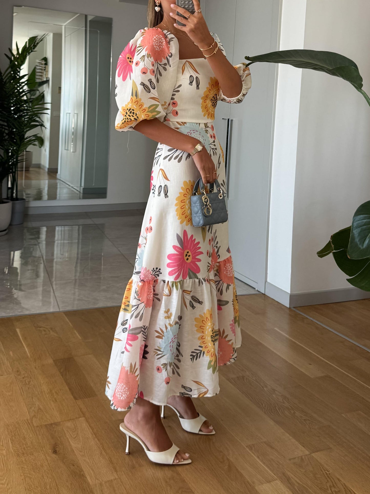 Vestido Midi Floral Silueta-Esbelta