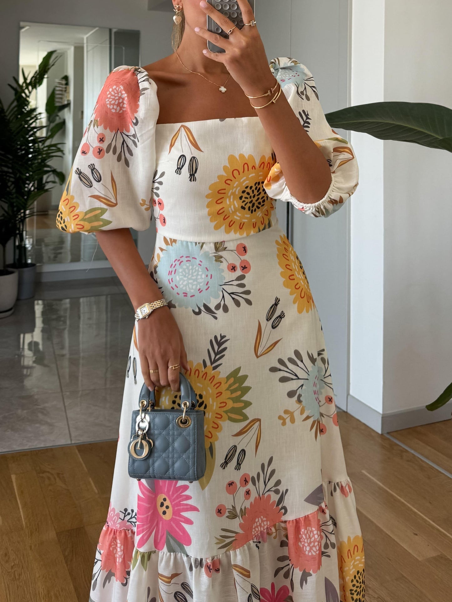Vestido Midi Floral Silueta-Esbelta