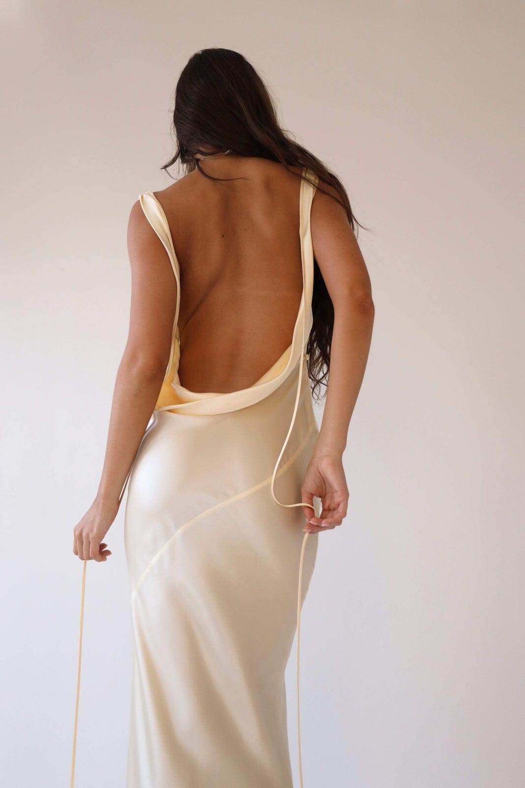 Vestido Maxi Seda-Fluida