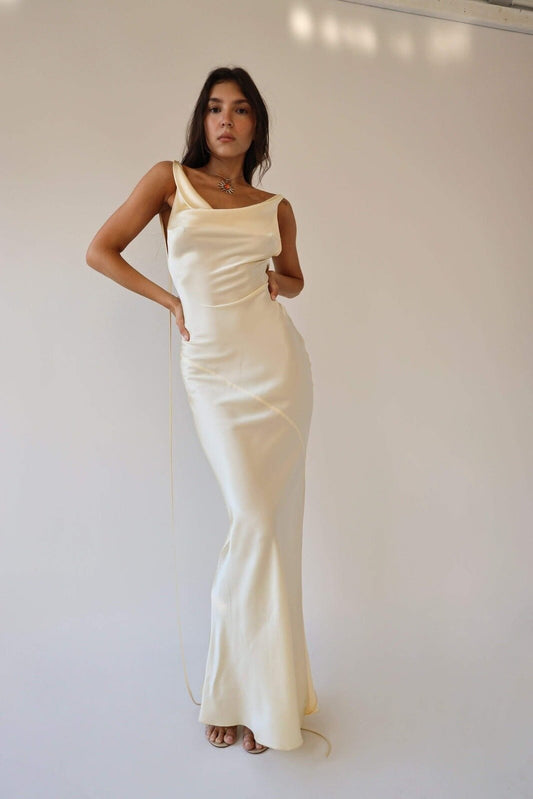 Vestido Maxi Seda-Fluida