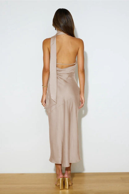 Vestido Midi Seda-Lujo Halter